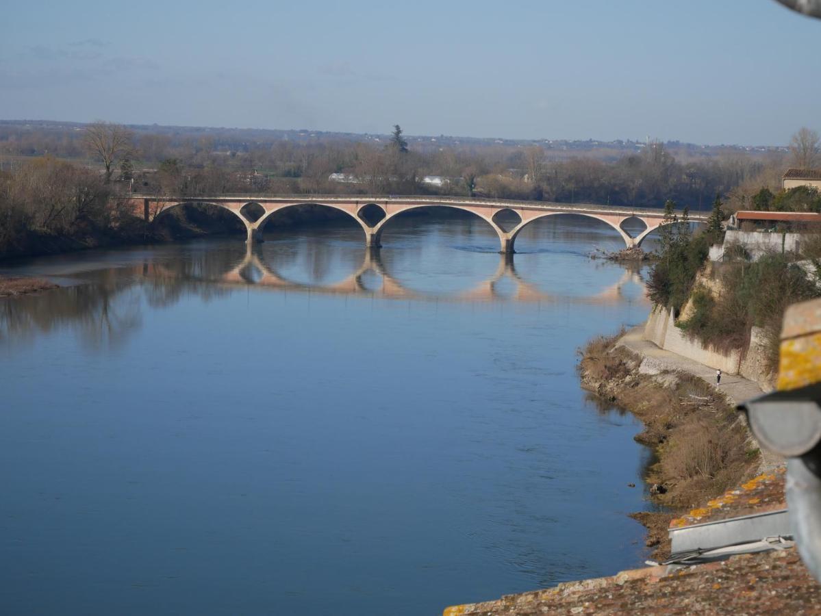 Hotel Restaurant Cote Garonne Le Balcon Des Dames - Tonneins Fauillet Marmande - Vue Panoramique Bord De Garonne Chambres Climatisees Exterior photo